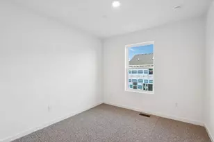 1389 Oakfield Ln, Pingree Grove, IL 60140 - Photo 18