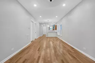 7825 S Ingleside Ave, Chicago, IL 60619 - Photo 8