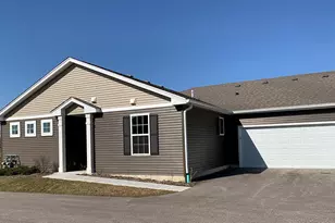 6367 Maple Glen Dr, Wonder Lake, IL 60097 - Photo 1