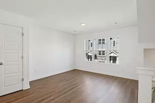 1391 Oakfield Ln, Pingree Grove, IL 60140 - Photo 2