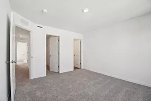 1393 Oakfield Ln, Pingree Grove, IL 60140 - Photo 18