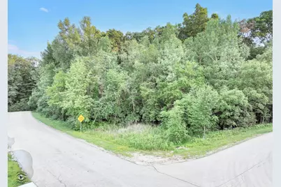 2008 Indian Trail, Kankakee, IL 60901 - Photo 4