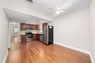 2420 S Oakley Ave, Chicago, IL 60608 - Photo 4