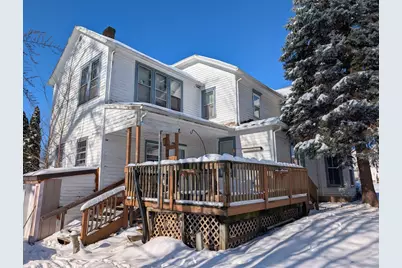 717 W Pleasant Street, Freeport, IL 61032 - Photo 8