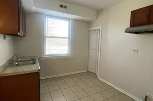 7955 S Emerald Ave, Chicago, IL 60620 - Photo 8