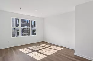 1397 Oakfield Ln, Pingree Grove, IL 60140 - Photo 4