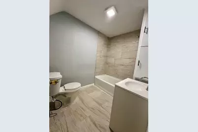 914 Garfield Avenue #2, Belvidere, IL 61008 - Photo 6