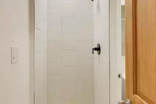 7200 N Claremont Ave, Chicago, IL 60645 - Photo 14