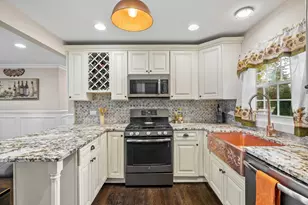 8602 S Oak Park Ave, Burbank, IL 60459 - Photo 4