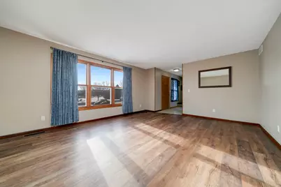 5304 E Hubbard Trail, Byron, IL 61010 - Photo 4