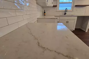 2514 W Nottingham Pl, Peoria, IL 61614 - Photo 8