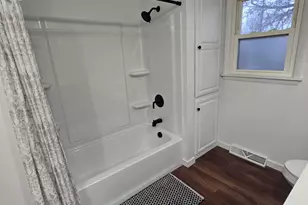 2514 W Nottingham Pl, Peoria, IL 61614 - Photo 18