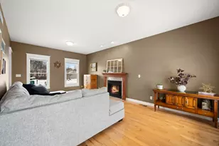 1126 Arneita St, Sycamore, IL 60178 - Photo 4