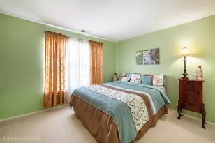 347 Ashford Cir, Bartlett, IL 60103 - Photo 12