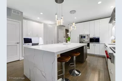 1448 W Erie Street #1, Chicago, IL 60642 - Photo 10