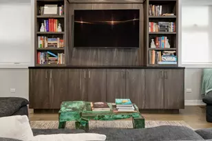 1448 W Erie St, Chicago, IL 60642 - Photo 16