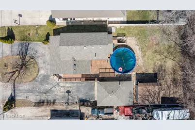 8829 Skyline Drive, Burr Ridge, IL 60527 - Photo 28