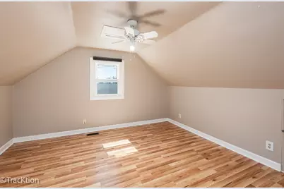 8829 Skyline Drive, Burr Ridge, IL 60527 - Photo 18