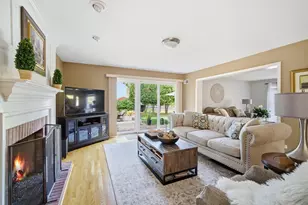 4837 Middle Rd, Gurnee, IL 60031 - Photo 8