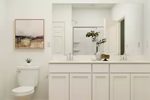 375 S Constitution Dr, Aurora, IL 60506 - Photo 16