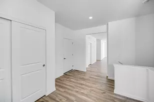 375 S Constitution Dr, Aurora, IL 60506 - Photo 2