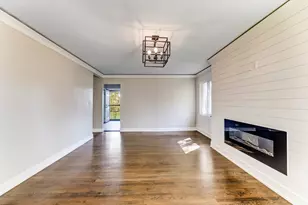 2859 Stafford Dr, Markham, IL 60428 - Photo 6