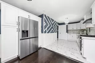 3542 W 77th St, Chicago, IL 60652 - Photo 8