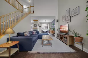 31603 Kline Cir, Warrenville, IL 60555 - Photo 8