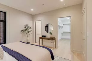 1317 N Western Ave, Chicago, IL 60622 - Photo 12