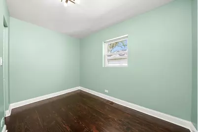 10436 S Eberhart Avenue, Chicago, IL 60628 - Photo 12