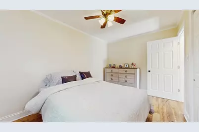 576 Amherst Avenue, Des Plaines, IL 60016 - Photo 18