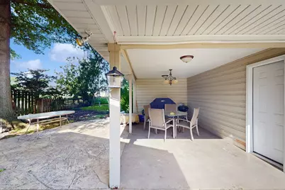 576 Amherst Avenue, Des Plaines, IL 60016 - Photo 30