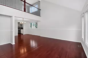 806 Hillview Dr, Lemont, IL 60439 - Photo 4