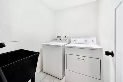 15923 Woodlawn East Avenue, South Holland, IL 60473 - Photo 18