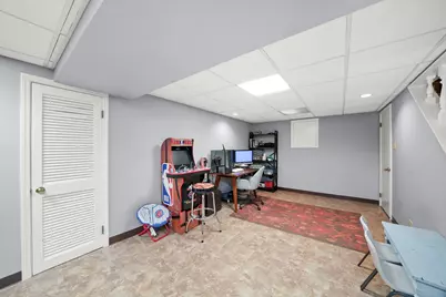 5238 Pratt Avenue, Skokie, IL 60077 - Photo 16