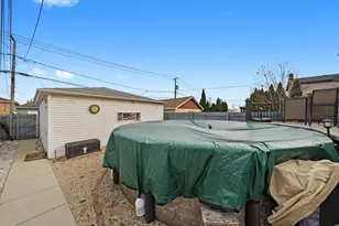 6123 S Meade Ave, Chicago, IL 60638 - Photo 38