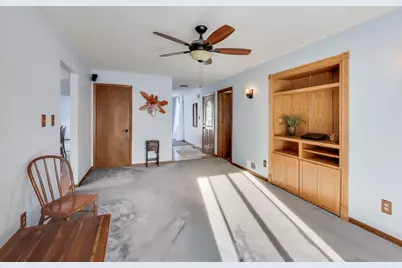 3409 W Bretons Drive, McHenry, IL 60050 - Photo 8