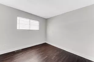 816 Mackinaw Ave, Calumet City, IL 60409 - Photo 10