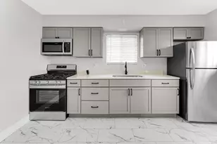 816 Mackinaw Ave, Calumet City, IL 60409 - Photo 8