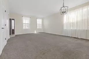 10229 Central Park Blvd, Huntley, IL 60142 - Photo 6