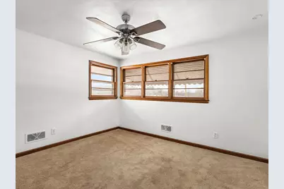 4381 Safford Road, Rockford, IL 61101 - Photo 10