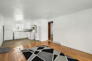 4381 Safford Rd, Rockford, IL 61101 - Photo 6