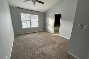 1116 Village Center Pkwy, Aurora, IL 60506 - Photo 10