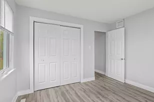 3614 Linneman St, Glenview, IL 60025 - Photo 16