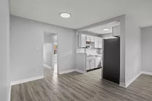 3614 Linneman St, Glenview, IL 60025 - Photo 8