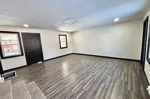 501 S Pierpont Ave, Rockford, IL 61102 - Photo 14