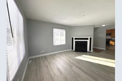 1410 Beverly Lane, Streamwood, IL 60107 - Photo 6