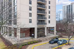 2605 S Indiana Ave, Chicago, IL 60616 - Photo 2