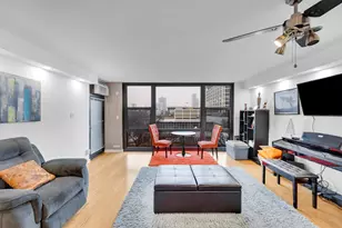 2605 S Indiana Ave, Chicago, IL 60616 - Photo 10