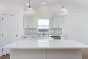 2503 Treeline Drive, Bloomington, IL 61704 - Photo 10